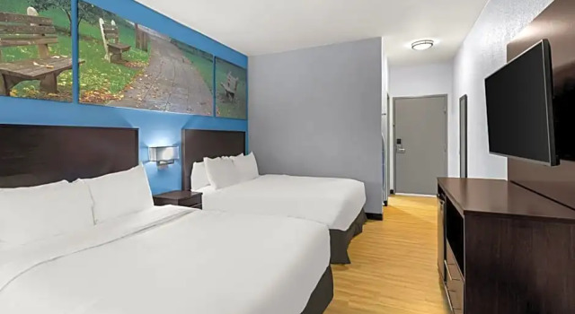 Четырёхместный люкс c 1 комнатой Clarion Pointe Hinesville near Fort Stewart