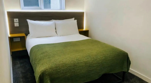 Апартаменты Deluxe The Bawdens Holiday Apartments