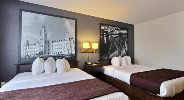 Четырёхместный номер Standard Super 8 by Wyndham Quebec City