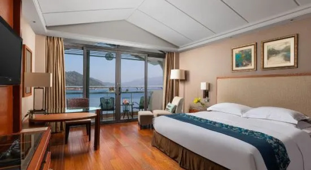 Люкс Qiandao Lake Deefly Lake View Holiday Hotel