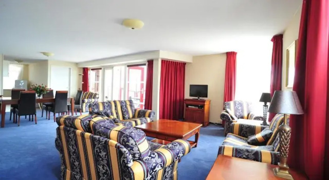 Residence Zeezicht, Забронировать Отель Отели Эгмонд-ан-Зе 5 звезд, 5*