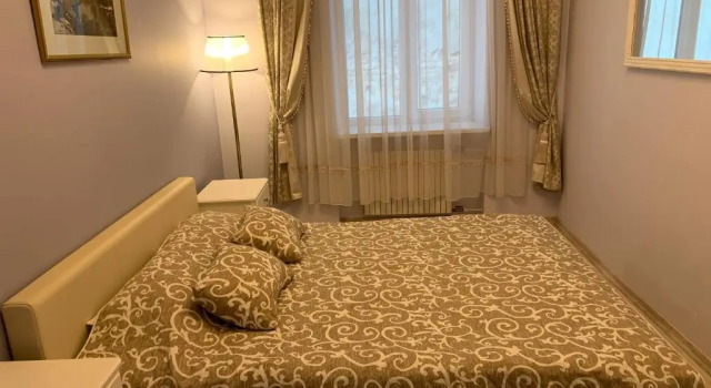 Апартаменты Ambassador Apartments in Art Nouveau District