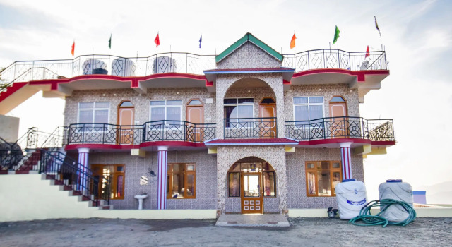 OYO 68471 Hotel Hill Star, Забронировать Отель Дхарампур штат Химачал-Прадеш