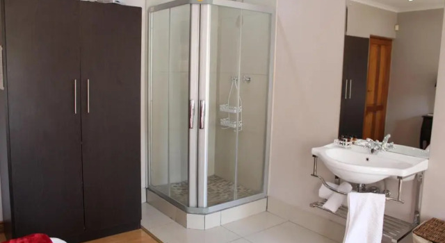 Номер Economy House and Heart Guest House