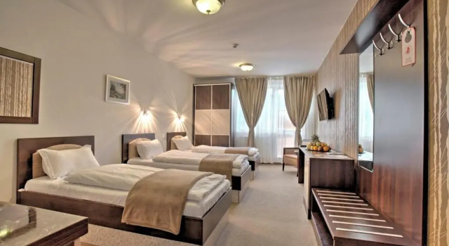 Deluxe Třílůžkový pokoj Hotel Sun