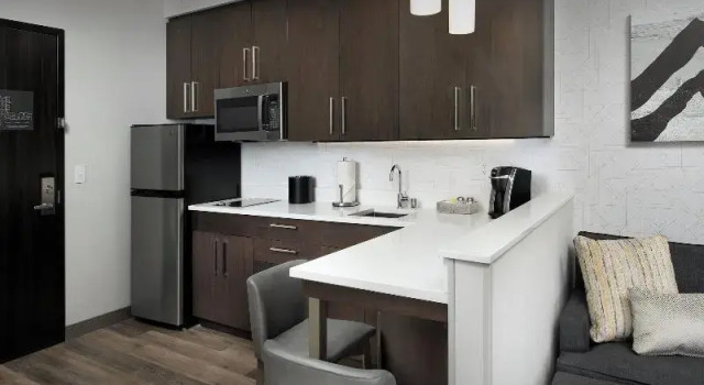 Четырёхместный люкс Residence Inn by Marriott Bozeman Downtown