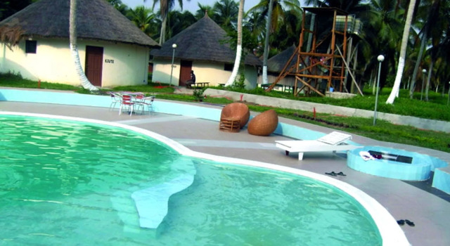 Azito Palace, Prenota Hotel Hotel a Abidjan con piscina, Piscina