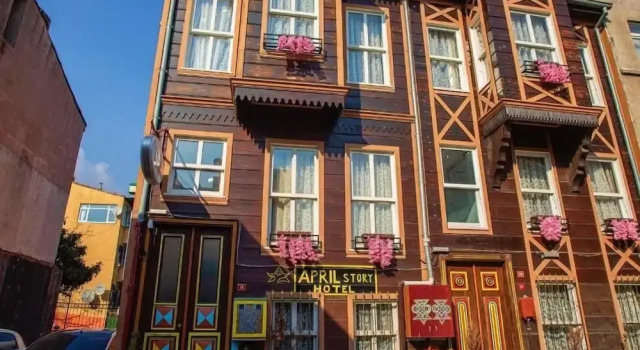 April Hotel