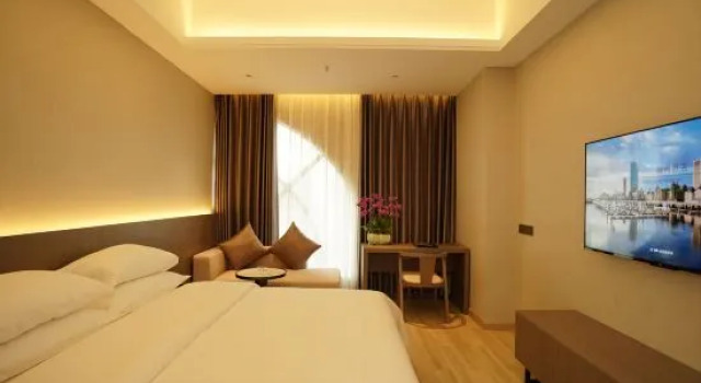 Люкс с 2 комнатами с видом на сад Junshang Hotel (Shantou Chaoyang Peace)