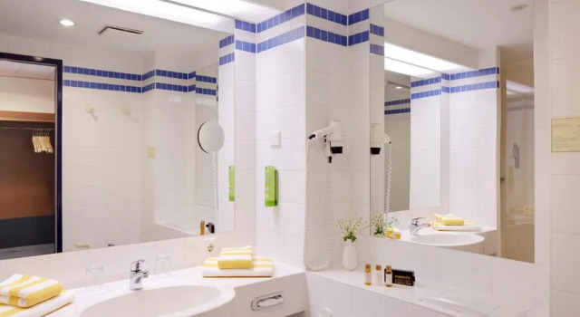 Двухместный номер Standard с балконом Dorint Seehotel Binz-Therme Binz/Rügen