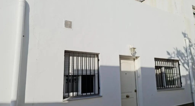Casa en El Palmar (Cádiz) a 50 metros de la playa, Забронировать Отель Отели и гостиницы Эль-Пальмар, Отель