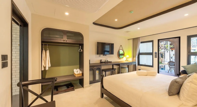 Двухместный номер Superior с видом на бассейн Shamrock Chiangmai Hotel-Adult Only