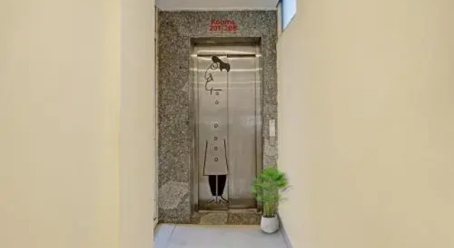 Townhouse 587 Sector 19, Забронировать Отель Бизнес-отели Нойда, рядом с The Great India Place, 4* 5*