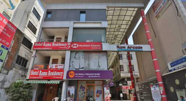 OYO 2900 Rama Residency, Prenota Hotel Anand Gujarat
