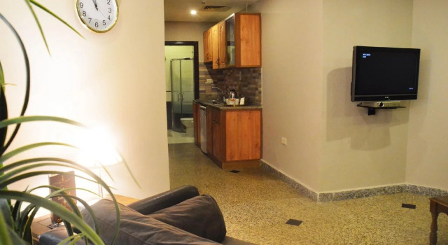 Capri Hotel Suites
