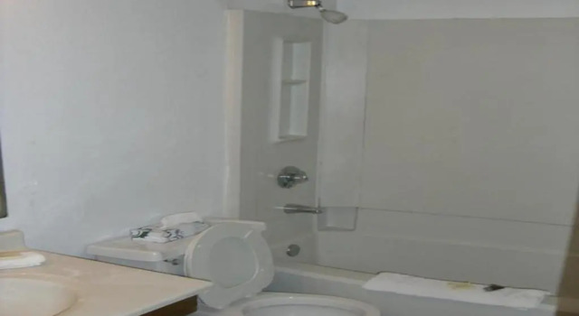 Номер Standard Norwood Inn and Suites - Roseville