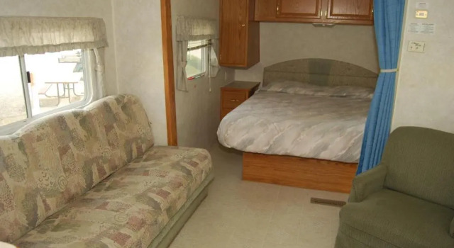 Crescent Bar Camping Resort Cottage 4, Buchen Sie Campingplatz Camping & Glamping in Washington (state), Campingplatz