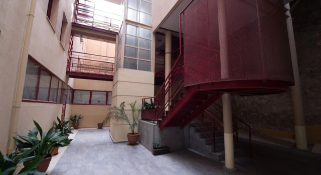 Best Offer Rastro Madrid La Latina, Забронировать Отель Отели Мадрида с парковкой, рядом с Театр Монументал, Парковка