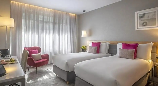 Номер Deluxe The Morgan Hotel