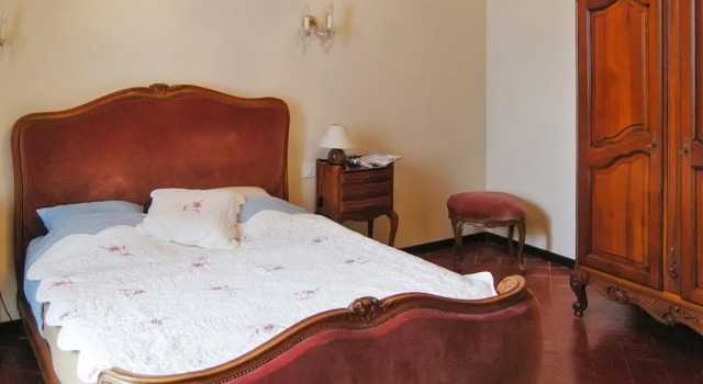 Villa With 4 Bedrooms in Althen-des-paluds, With Private Pool, Terrace, Забронировать Вилла Виллы Овернь-Рона-Альпы, Вилла
