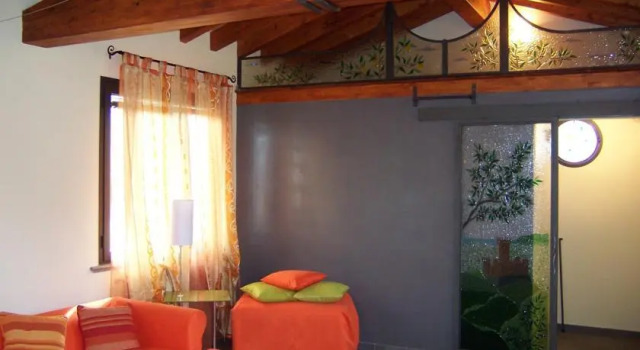 Caise, Book Hotel Castelnuovo Magra Liguria
