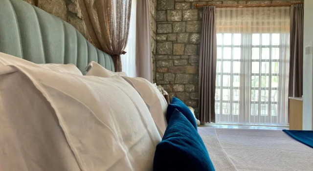 Люкс с балконом и с видом на реку Portofino Boutique Hotel
