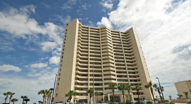 Paradise Villa, Забронировать Вилла Дейтона-Бич Daytona Beach Area, рядом с Церковь для автомобилей в Дейтона-Биче