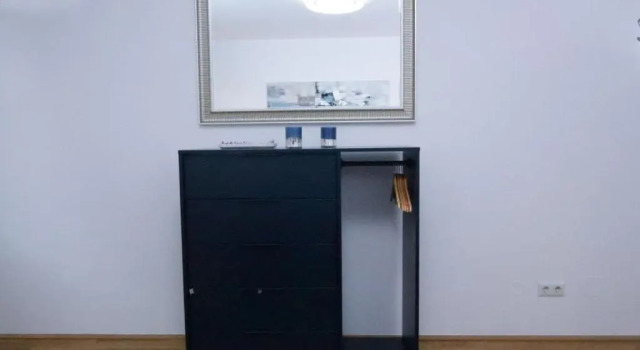 Апартаменты Next to City Center and Central Station, Apt. 10