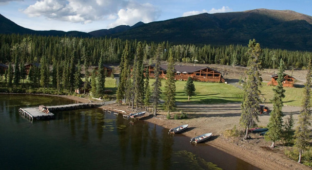Inconnu Lodge, Réserver Maison de vacances Lac McEvoy Canada