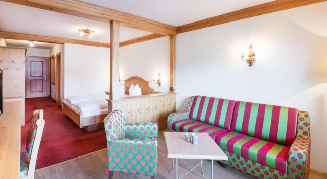 Полулюкс Superior Hotel Alpenhof