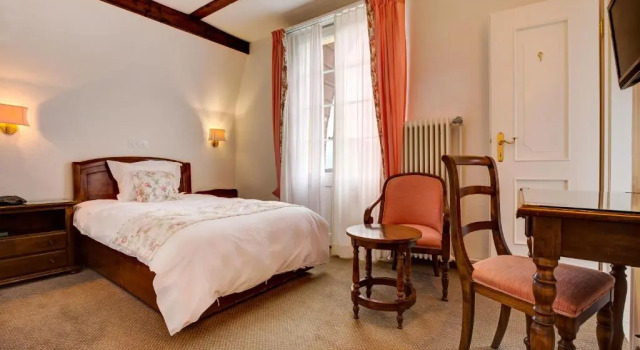 Одноместный номер Standard с балконом Hotel Regina