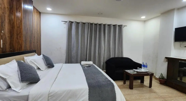 Mauryan Elite Hotel @ Devli Khanpur