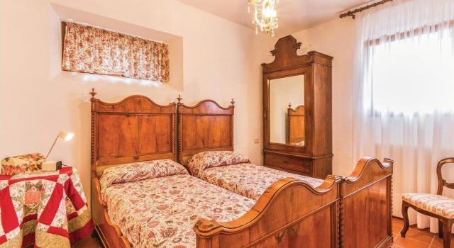 Amazing Home in Vittorio Veneto TV With 3 Bedrooms and Wifi, Prenota Hotel Hotel a Veneto con parcheggio, Parcheggio