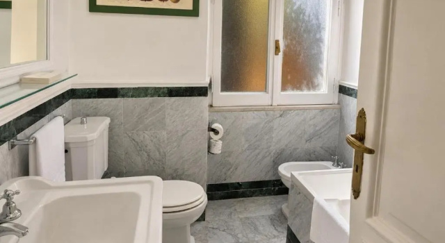 Hotiday Roma Via del Corso, Забронировать Отель Отели Лацио 5 звезд, 5*