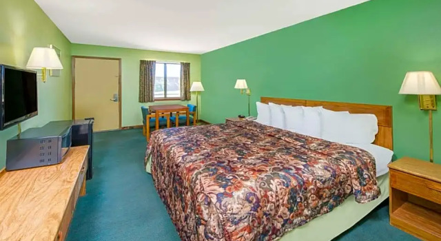 Номер Standard Days Inn by Wyndham Mountain Grove