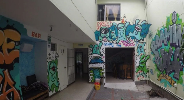 Paisa City Hostel Medellín, Book Hostel Hotels in Antioquia with Parking, Parking