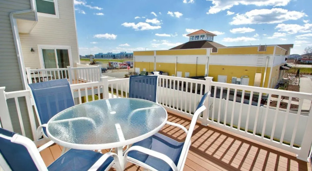 Seaside Village - Sand Bar Lane 12906-1