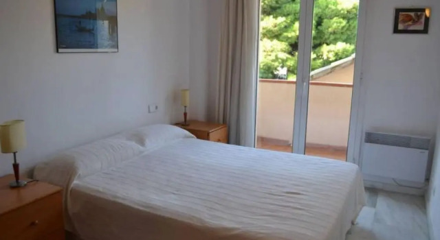 Apartment in Llançà, Gerona 103516 by MO Rentals, Забронировать Апартаменты/квартира Отели Льянсса с парковкой, рядом с Музей акварели Фонда Жозепа Мартинеса Лосано, Парковка