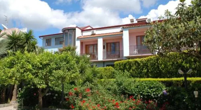 L'Hotel La Meridiana, Book Hotel Hotels in Sicily with a Pool, Swimming Pool