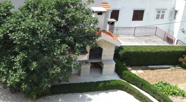 Apartmani Jasna, Varaa Hotelli Hotellit Split-Dalmatia pysäköinnillä, Pysäköinti