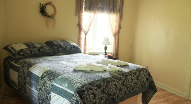 Le Domaine de Nos Ancêtres, Book Hotel Hoteller i Manicouagan med pool, Swimmingpool