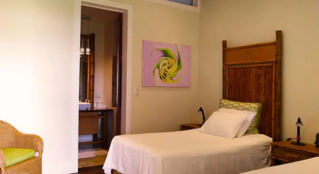 Двухместный клубный номер Standard с балконом Iguana Lodge Beach Resort