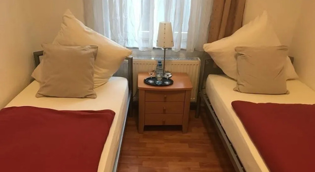 Kölnotel Hostel, Apart & Suite, Prenota Ostello Ehrenfeld Colonia
