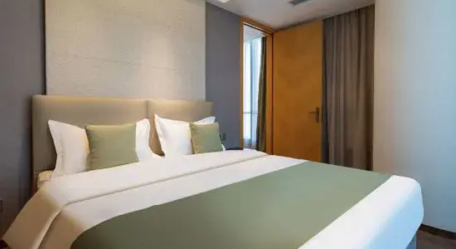 Люкс VANS Fanshi Yunjing Hotel (Zhongshan Plaza Fulihua International Apartment)