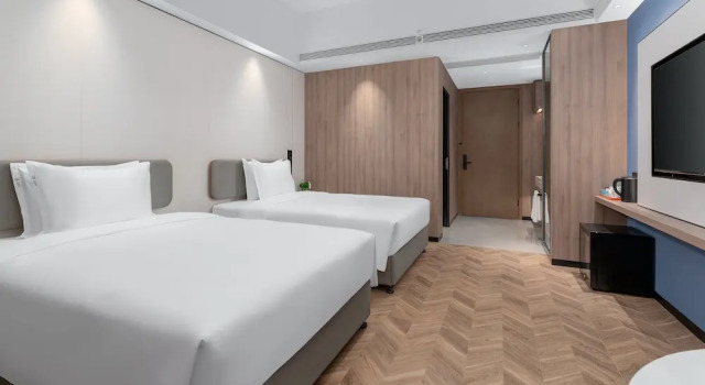 Четырёхместный номер Standard Holiday Inn Express Chengdu Shuangliu Airport by IHG