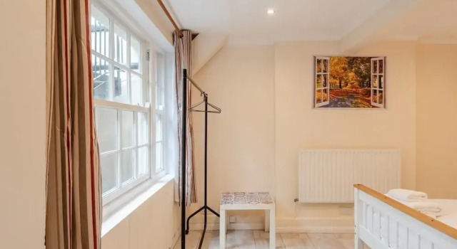 Great 2 Bed, for 3 Guests, 5 Mins to Paddington!, Забронировать Отель Отели Англии 3 звезды, 3*