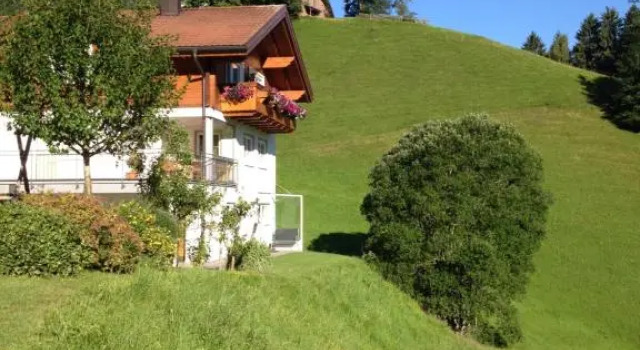 Ferienwohnung Roschitz, Book Apartment Hotels in Vorarlberg with Parking, Parking