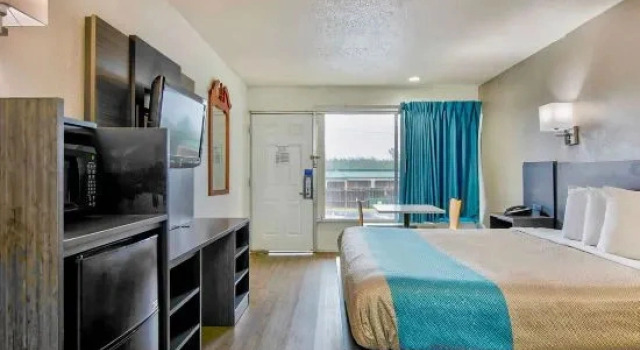 Номер Standard America's Comfort Lodge