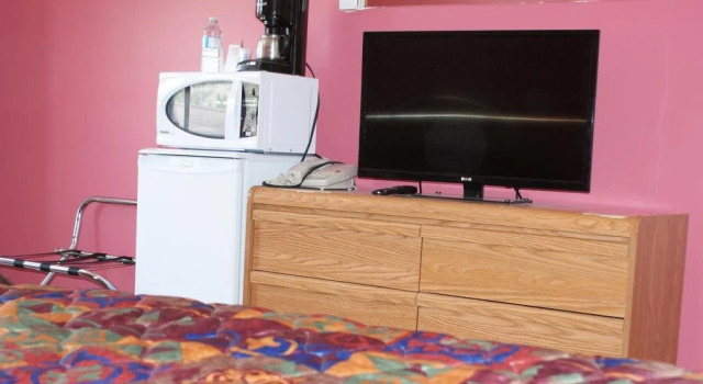 Elks Motel, Đặt Nhà nghỉ ven đường Keremeos 