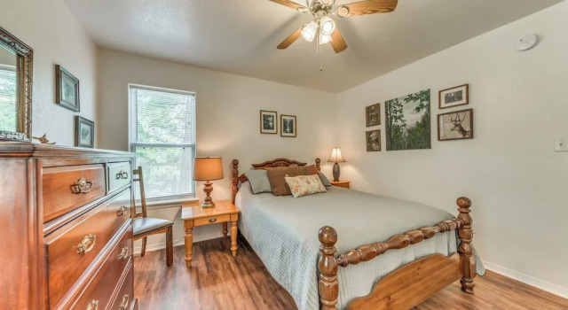 Коттедж Hillside Haven w/ Deck < 2 Miles to Dwtn Ruidoso!